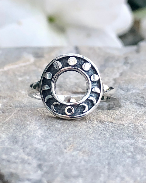 Moon Phases Circle Design Sterling Silver Ring