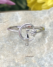 Sterling Silver Cat on Moon Ring