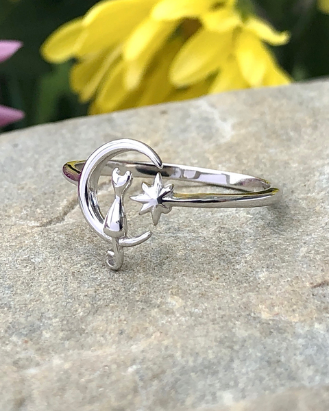 Sterling Silver Cat on Moon Ring
