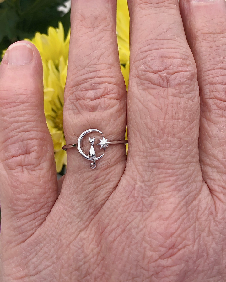 Sterling Silver Cat on Moon Ring