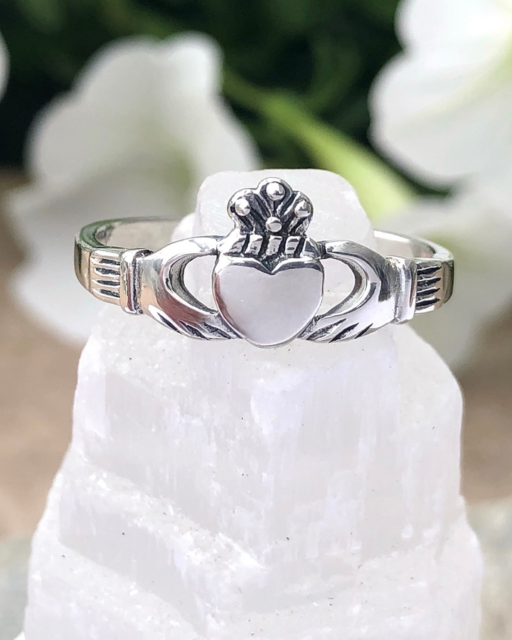 Sterling Silver Claddagh Ring