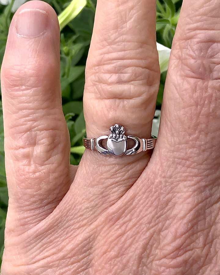 Sterling Silver Claddagh Ring