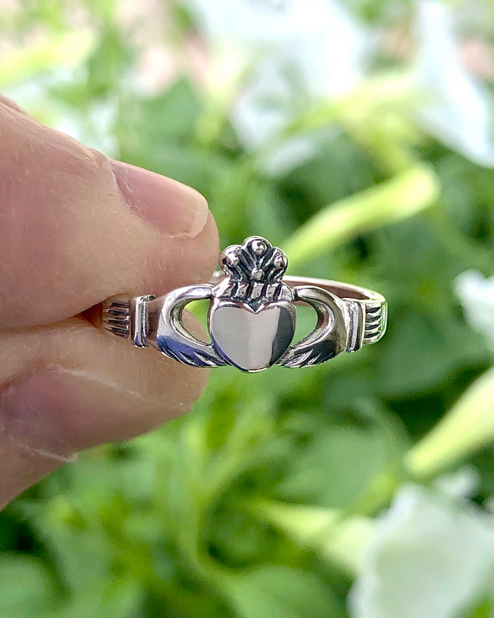 Sterling Silver Claddagh Ring