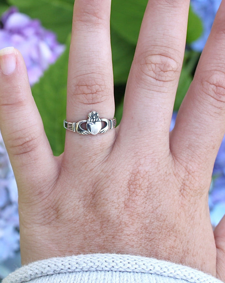 Sterling Silver Claddagh Ring