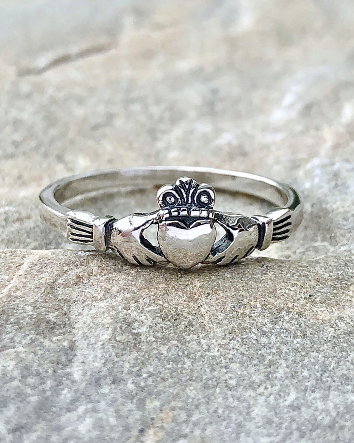 Sterling Silver Claddagh Ring