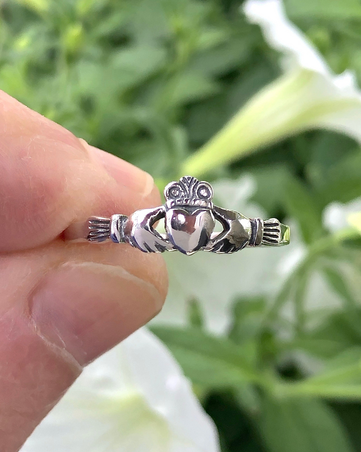 Sterling Silver Claddagh Ring