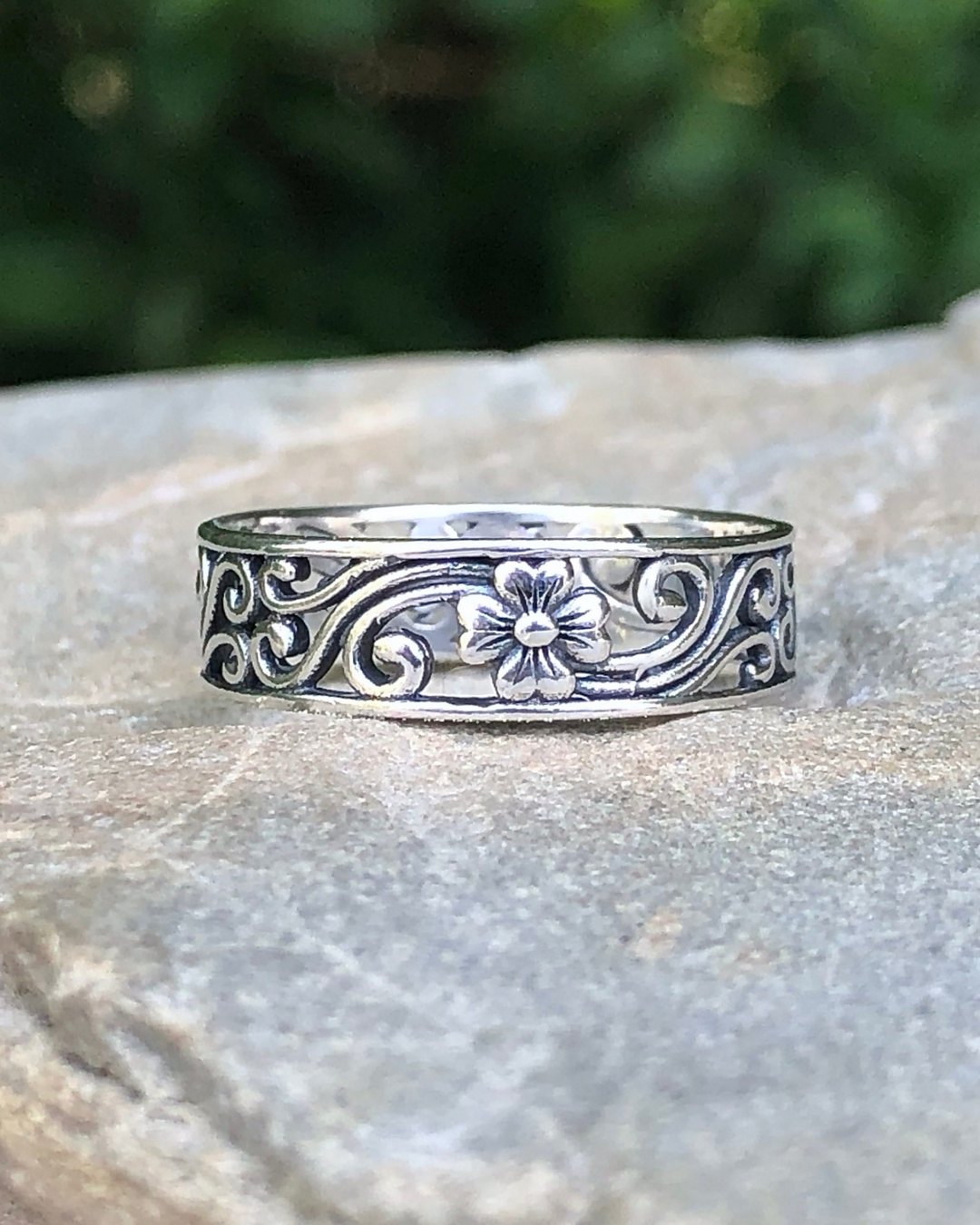 Sterling Silver Flower Filigree Band