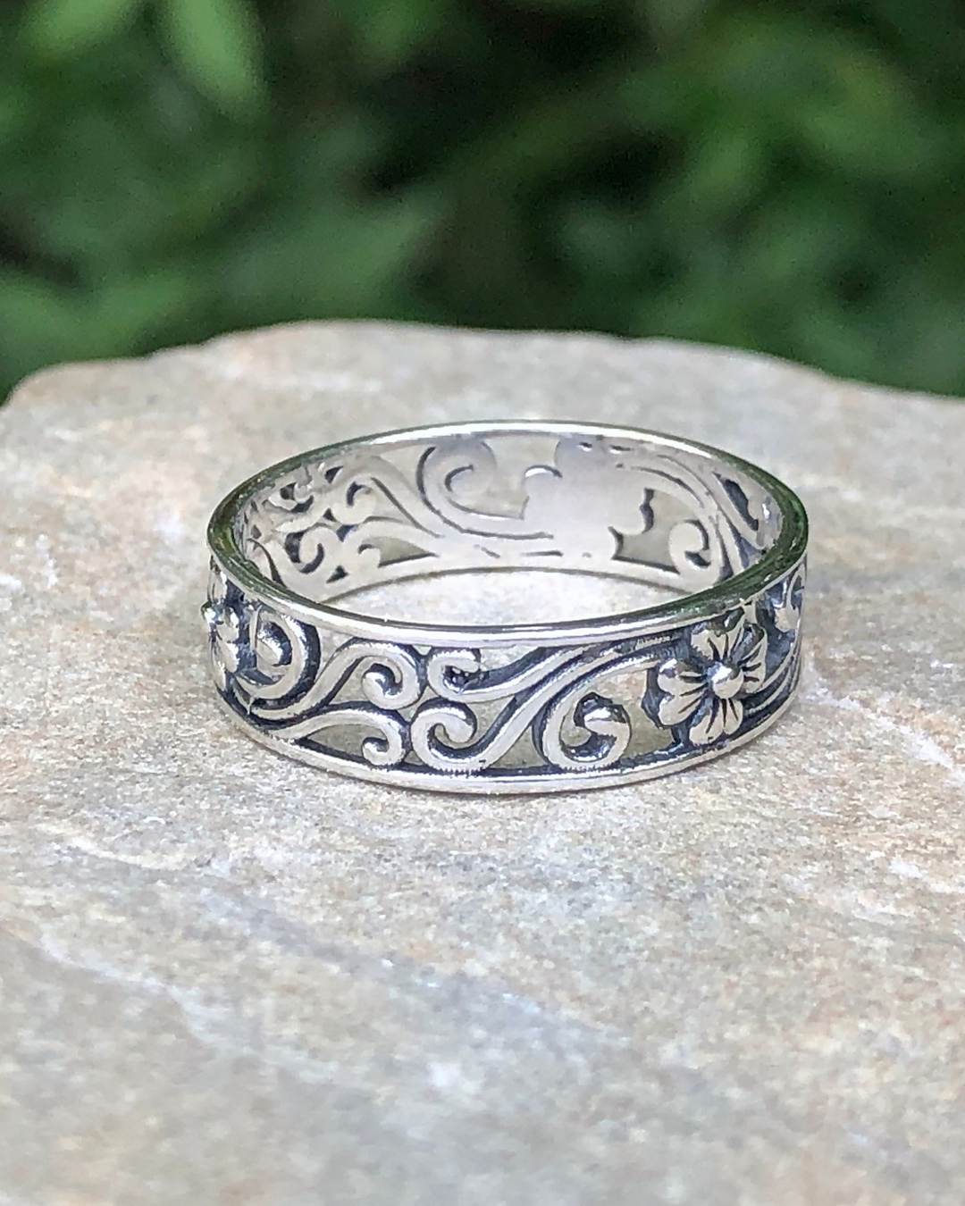 Sterling Silver Flower Filigree Band