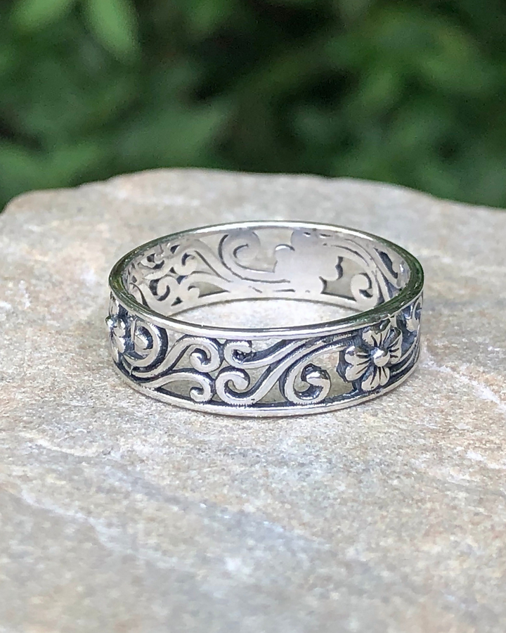 Sterling Silver Flower Filigree Band