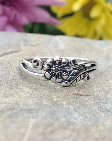 Sterling Silver Flower with Vine Ring