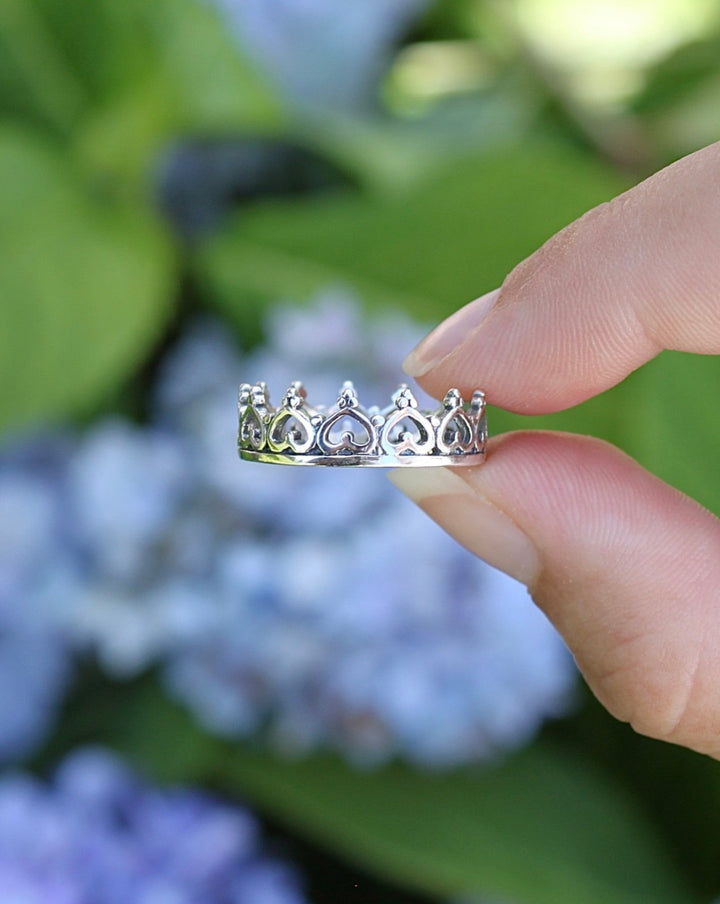 Sterling Silver Heart Crown Infinity Ring