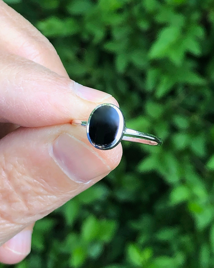 Sterling Silver Oval Black Onyx Ring