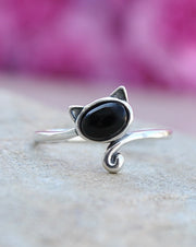 Sterling Silver Cat Ring with a Black Agate Stone
