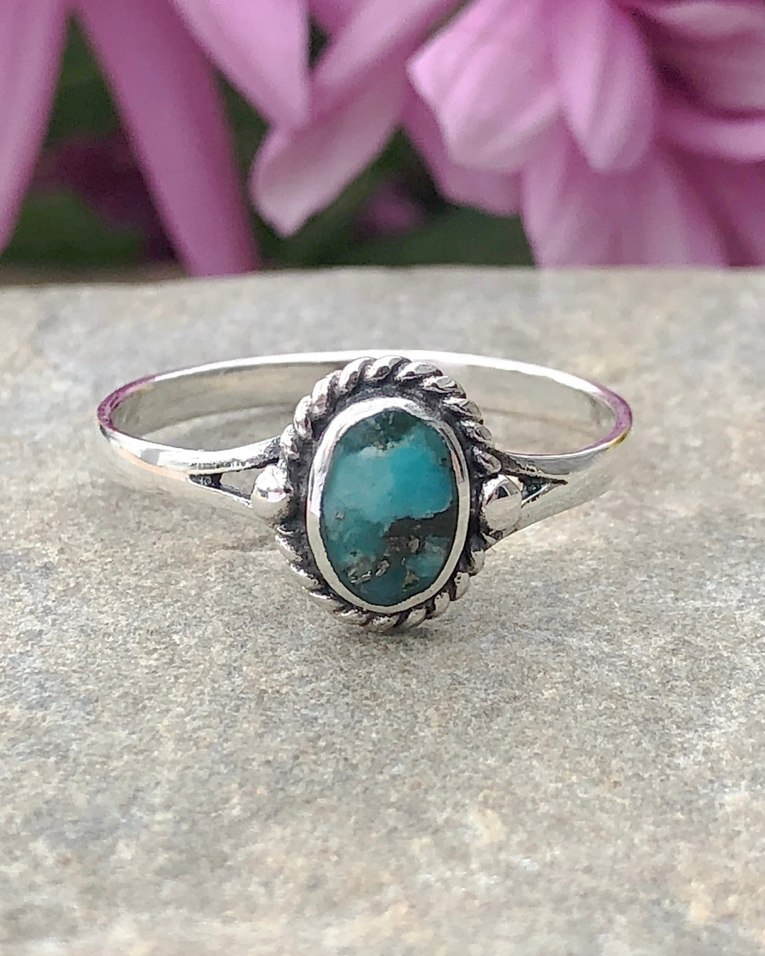 Oval Turquoise Detailed Ring