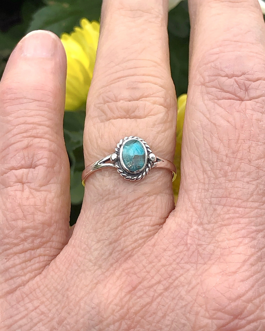 Oval Turquoise Detailed Ring