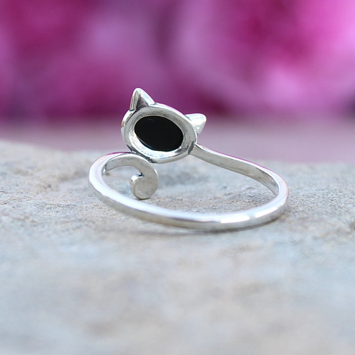 Sterling Silver Cat Ring with a Black Agate Stone  back view