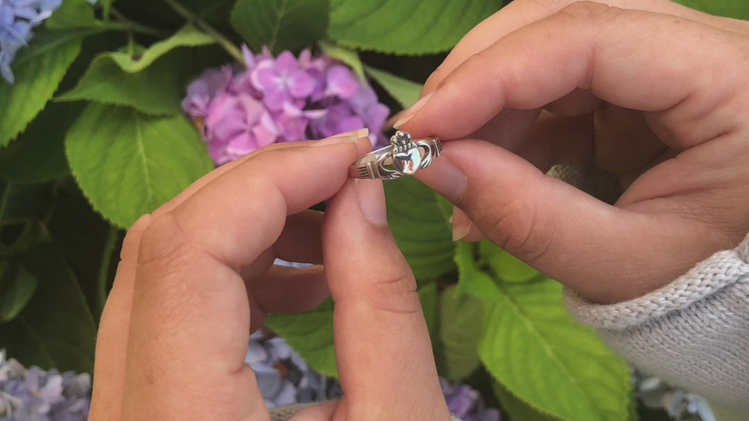 Sterling Silver Claddagh Ring