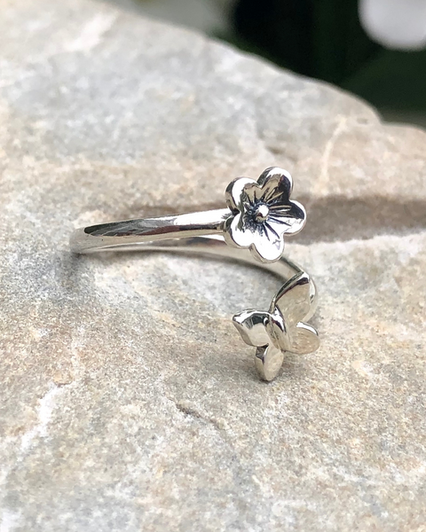 Butterfly and Flower Ring Adjustable