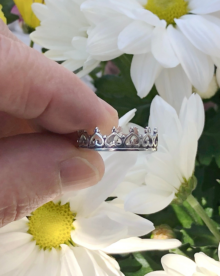 Sterling Silver Heart Crown Infinity Ring