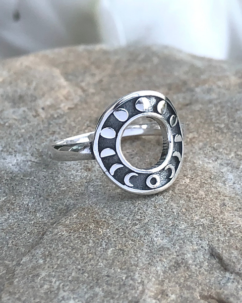 Moon Phases Circle Design Sterling Silver Ring