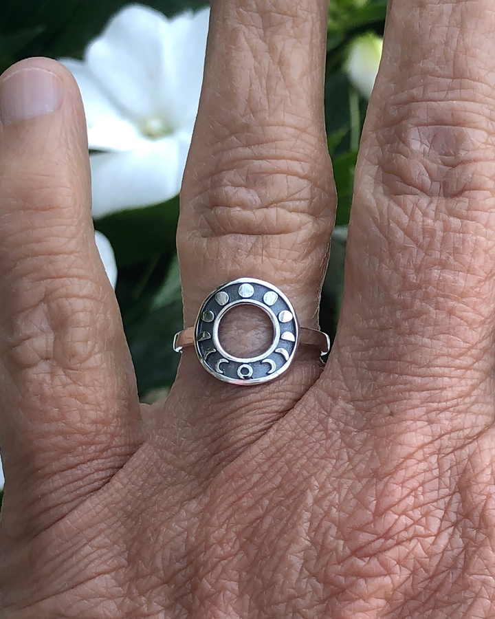 Moon Phases Circle Design Sterling Silver Ring