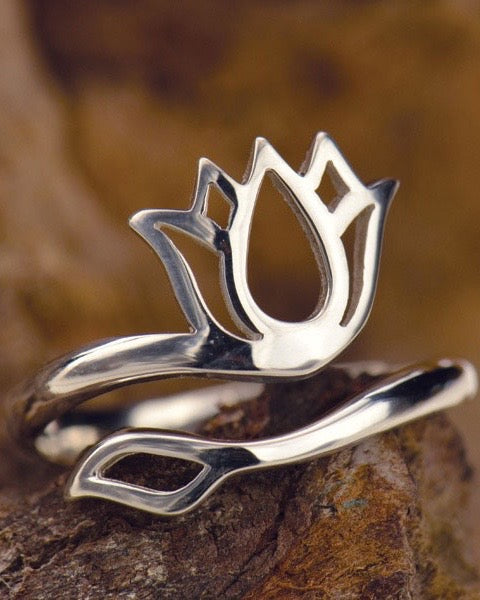 Sterling Silver Adjustable Lotus Ring on brown stone 