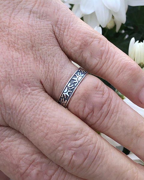 Sterling Silver Suns Eternity Band